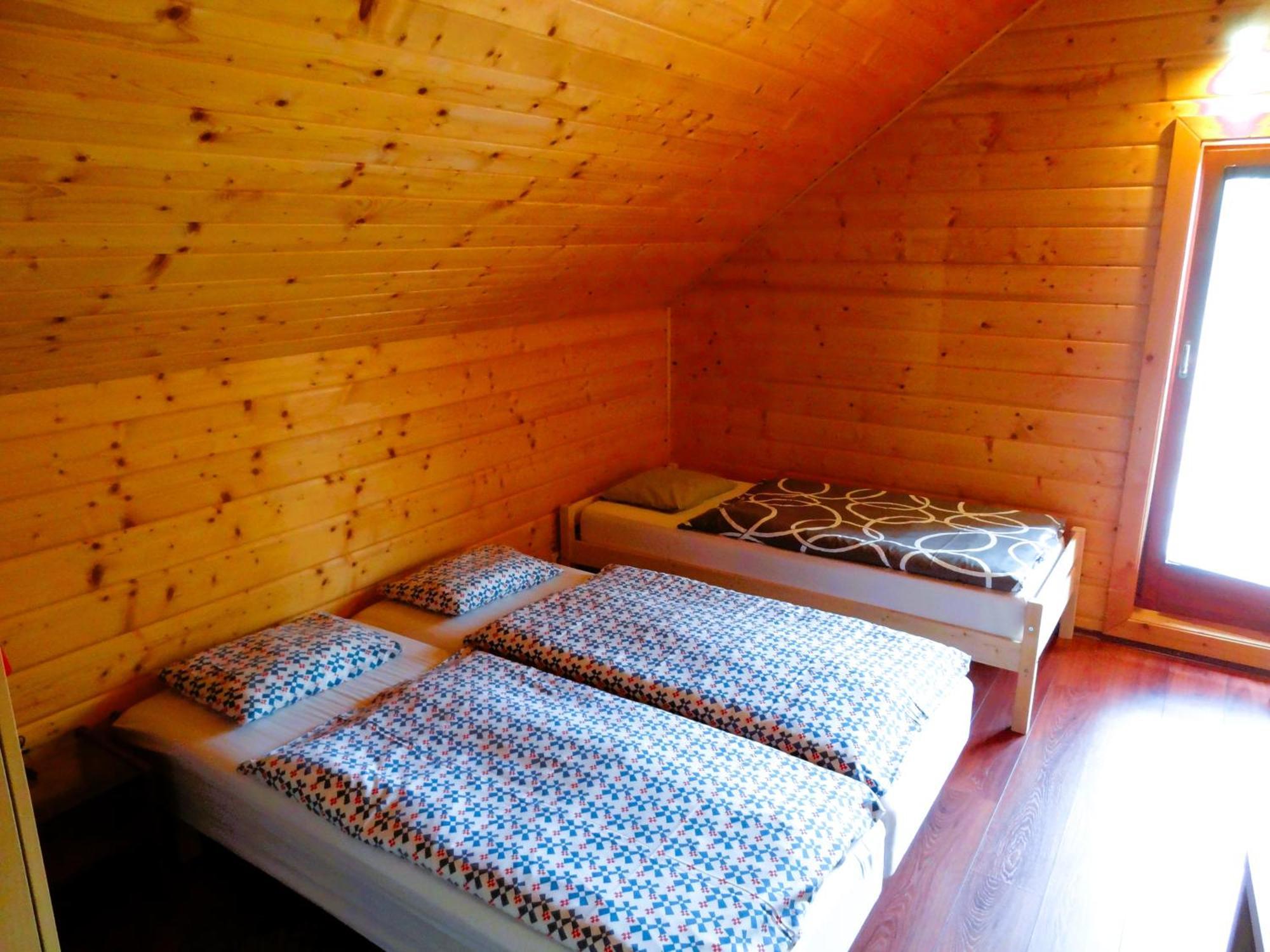 Zrub Alpinus Guest House Pribylina Bagian luar foto